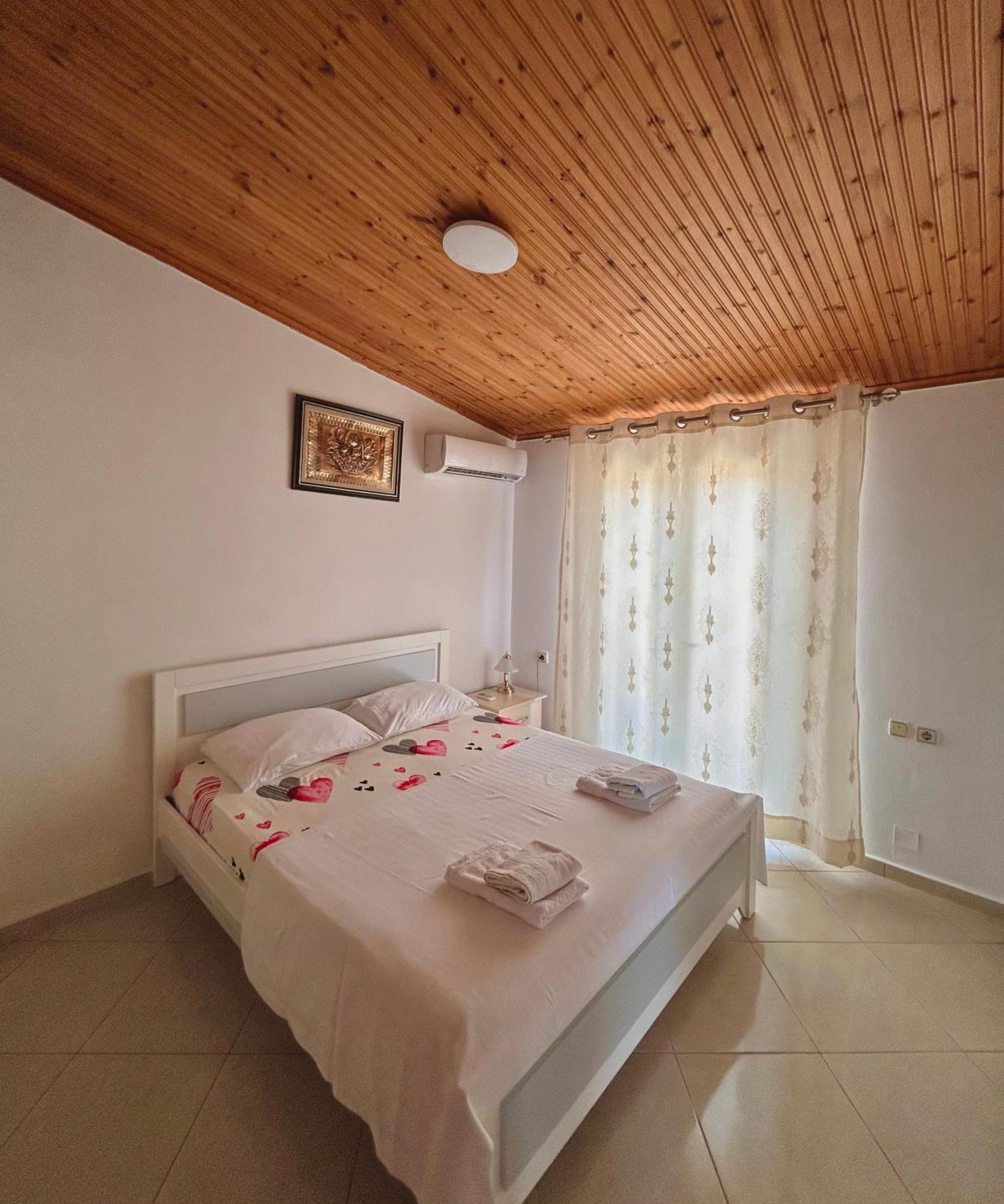 Guesthouse Nedin Ksamil Exterior foto